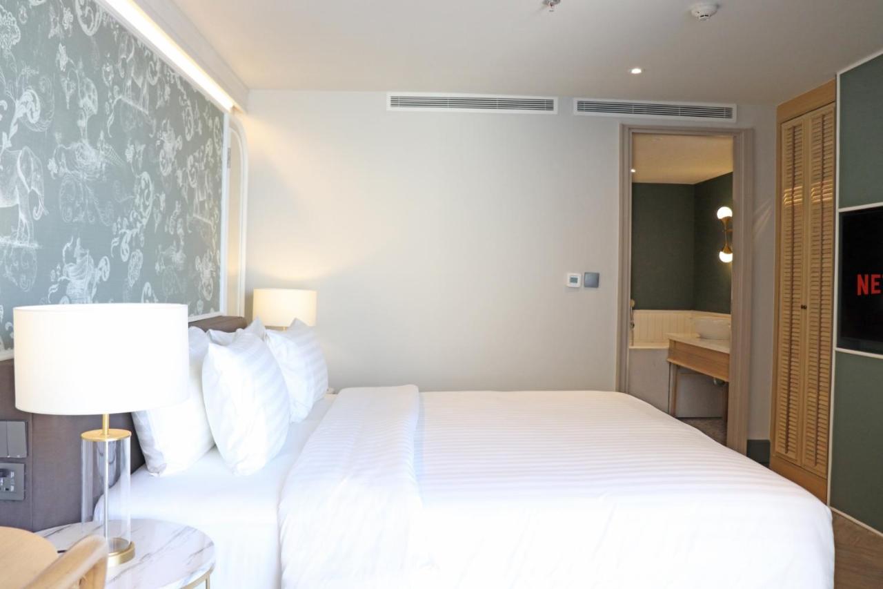 The Quarter Chaophraya By Uhg Hotel Bangkok Exterior foto